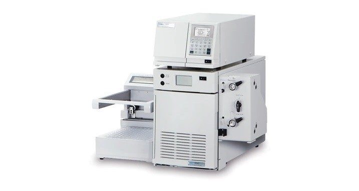 Low-pressure mixing systems such as the Waters 2545 Quaternary Gradient Module, with the 2489 UV/Vis Detector and the Fraction Collector for low throughput.